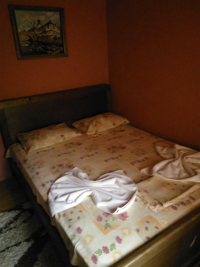 Къща Цвети-1 Трявна Hotel Bangeytsi Luaran gambar